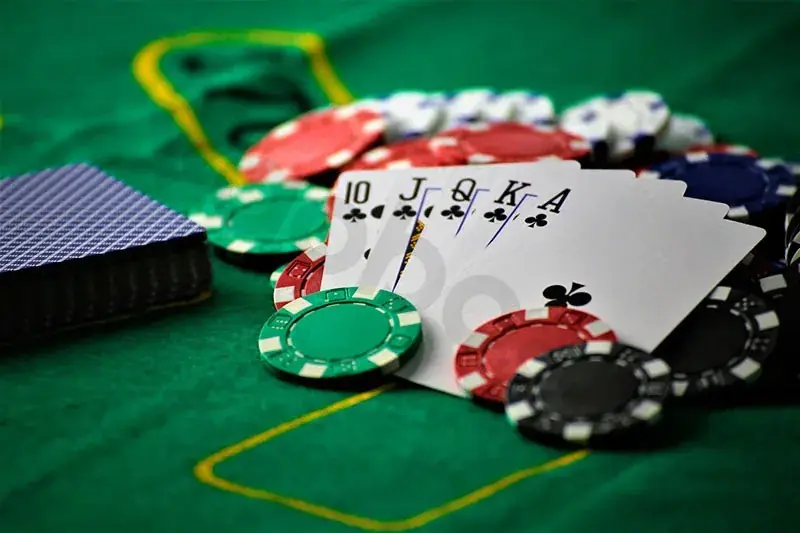 Frumzi casino poker